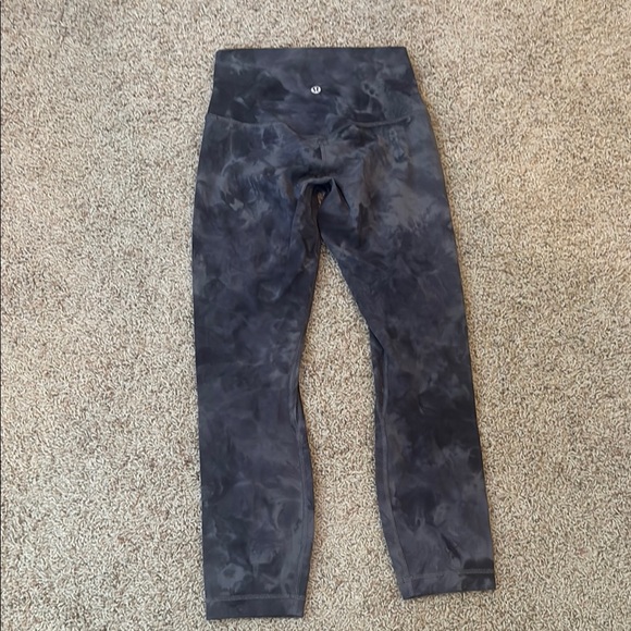 Worn Once Lululemon Tie Dyed Leggings High-Waist Align 23” Crop Leggings - Picture 3 of 7